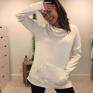 RBX activewear cream sweater new with tags size M